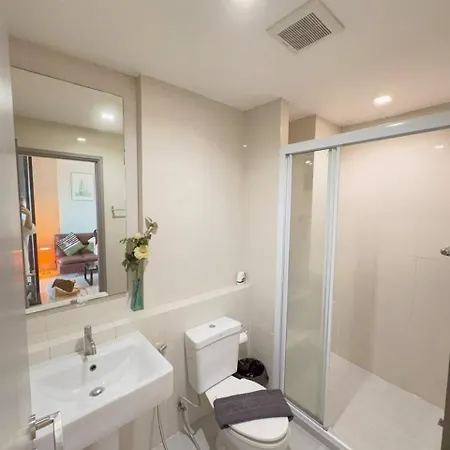 อพาร์ทเม้น The Base Pattaya, High Floor, Seaview