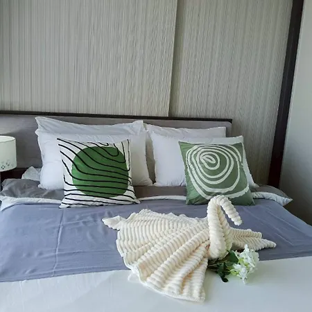 The Base Pattaya, High Floor, Seaview อพาร์ทเม้น *