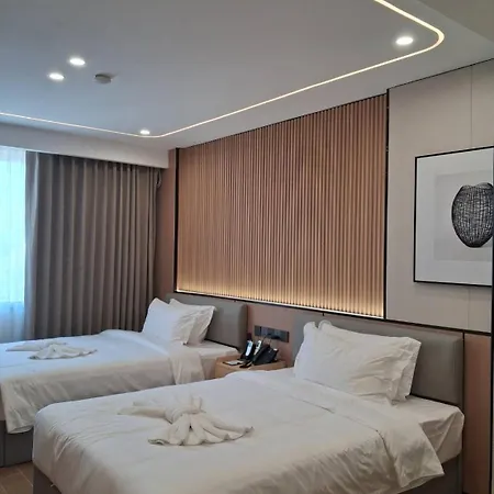 Hotel Man Tony Pattaya
