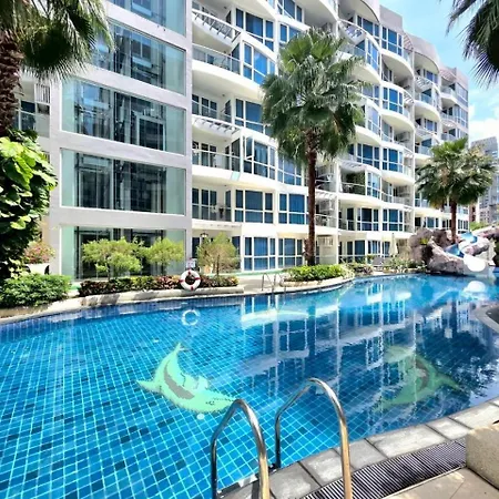 Grand Avenue Middle Town Apartment *