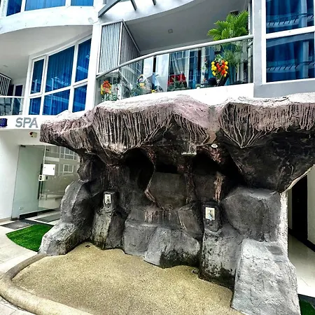 Grand Avenue Apartment Pattaya