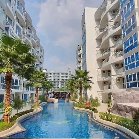 Apartment Grand Avenue Pattaya