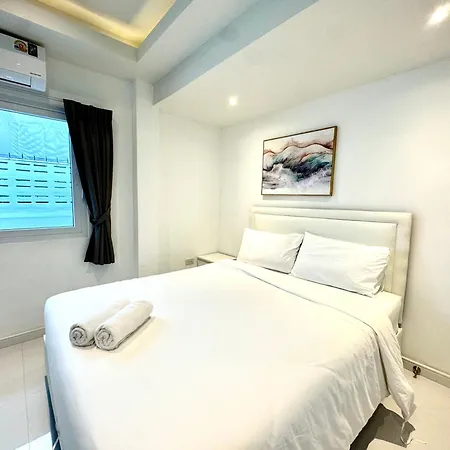 129 Wongamart Pattaya