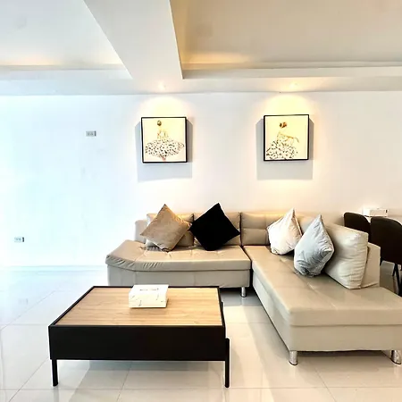 129 Wongamart * Pattaya