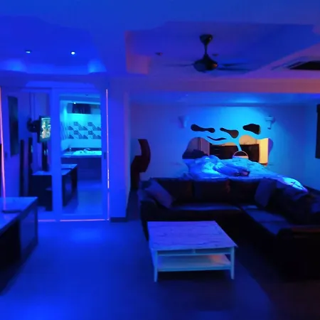75 Sqm Type Jacuzzi 101a * Pattaya