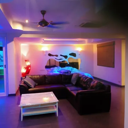 Apartment 75 Sqm Type Jacuzzi 101a *