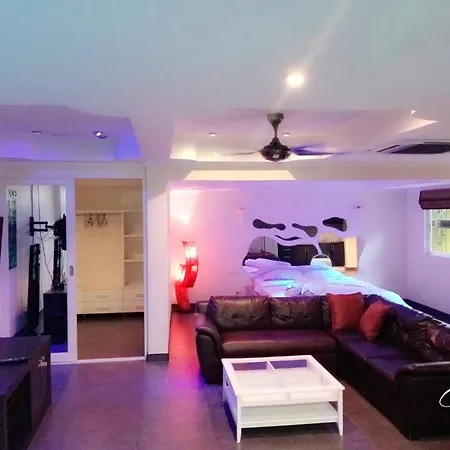 75 Sqm Type Jacuzzi 101a * Pattaya