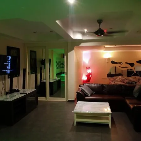 Apartment 75 Sqm Type Jacuzzi 101a Pattaya