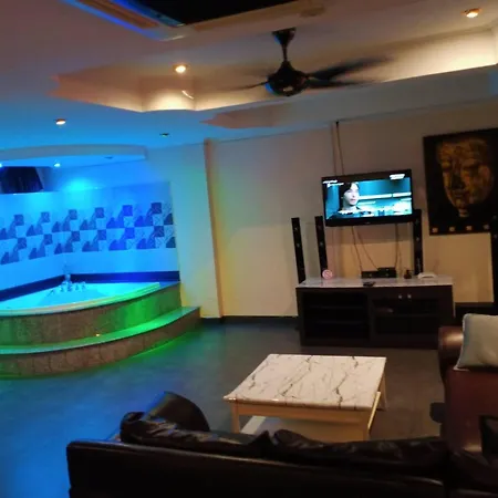75 Sqm Type Jacuzzi 101a Apartment Pattaya