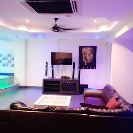 75 Sqm Type Jacuzzi 101a Apartment Pattaya