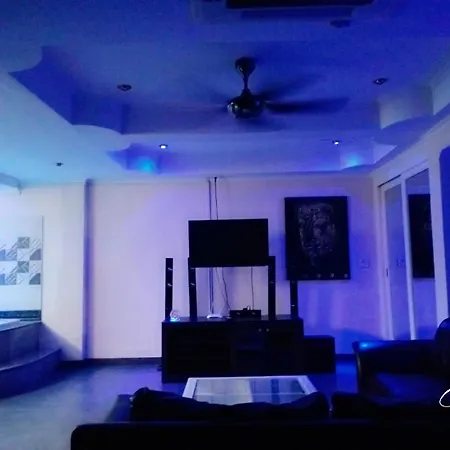 75 Sqm Type Jacuzzi 101a Apartment *