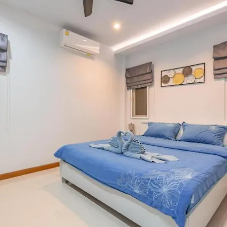 G Sunflowe Pool Villa