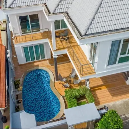 G Sunflowe Pool Villa