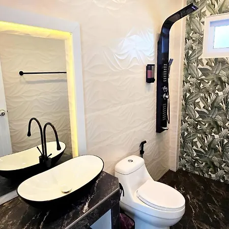 Lumaland Luxury Pool Walking Street