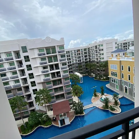 Apartment Famous With Pool