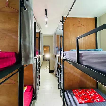 ที่พัก Jomstay