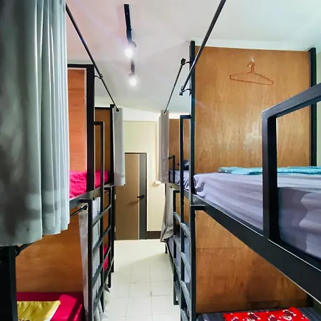 ที่พัก Jomstay *