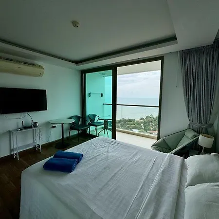 Apartment The Peak Towers By Psr *