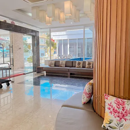 Vareena Palace 5* Pattaya