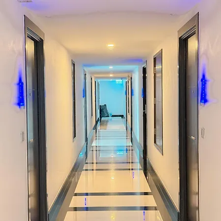 Vareena Palace 5*