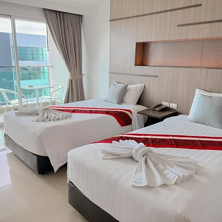 Vareena Palace โรงแรม 5*