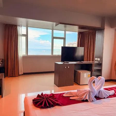 Suncity Hotel 4*