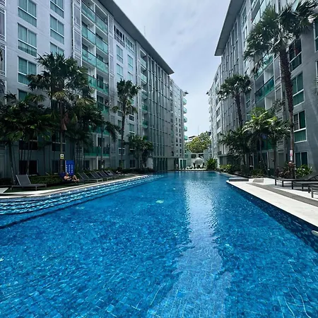 Modern 1br Near Soi Bukouw อพาร์ทเม้น Pattaya