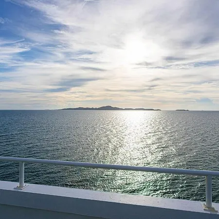 Apartment Sea View