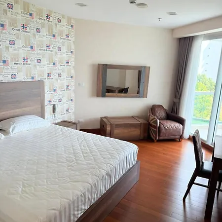 Wongamat Palm Apartment