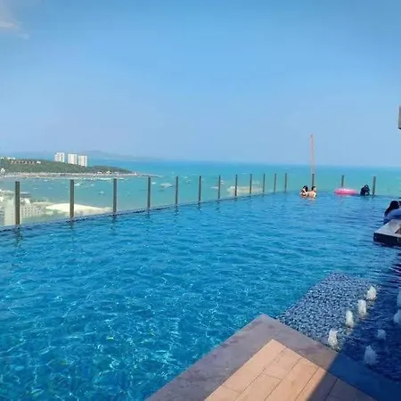 The Base Sea View อพาร์ทเม้น *