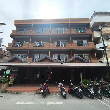 Aparthotel Peter's House2 Five Minutes To The 3*