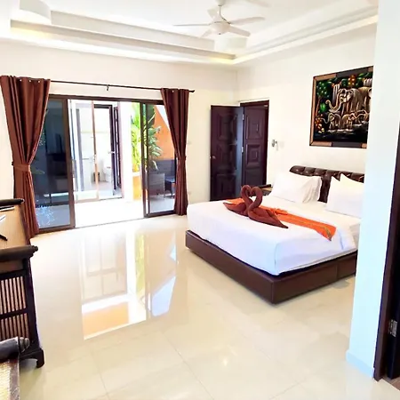 Wowland Luxury Pool Walking Street *