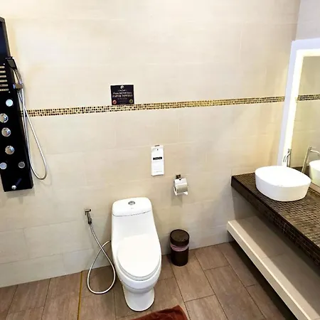 Goldland Luxury Pool Walking Street 8 Bedrooms *