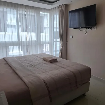 Apartment Grand Avenue Soi Boaukow Pattaya