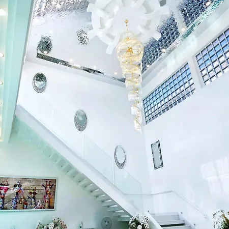 วิลล่า Starland Luxury Pool Walking Street