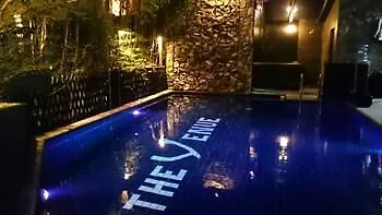 The Venue 3*