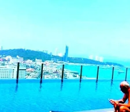 Apartment The Base Pattaya