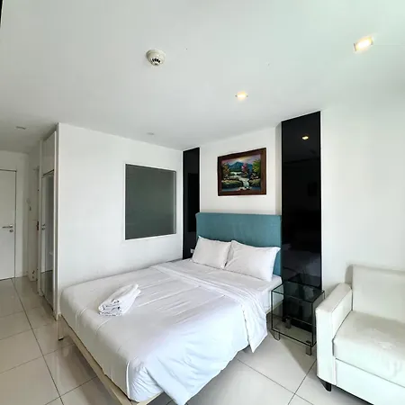 Apartment Center By K *