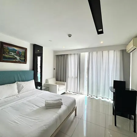 Center By K Apartment