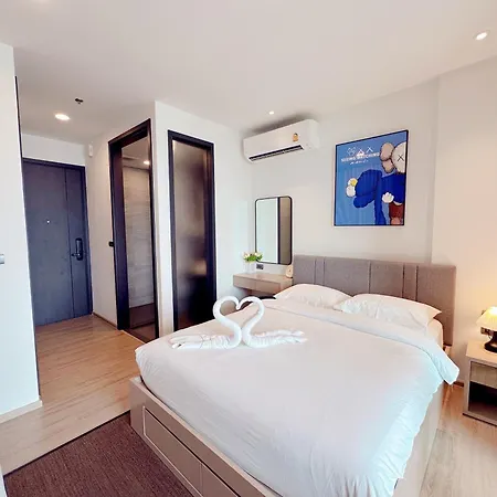 Edge Sea View อพาร์ทเม้น Pattaya