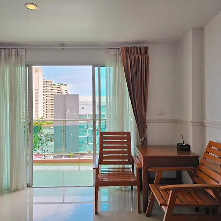 Nanthana Hotel 2*