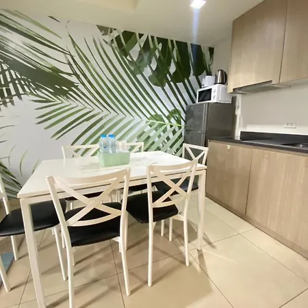 High Floor Sea View 2 Bed Room- Excellent Location *