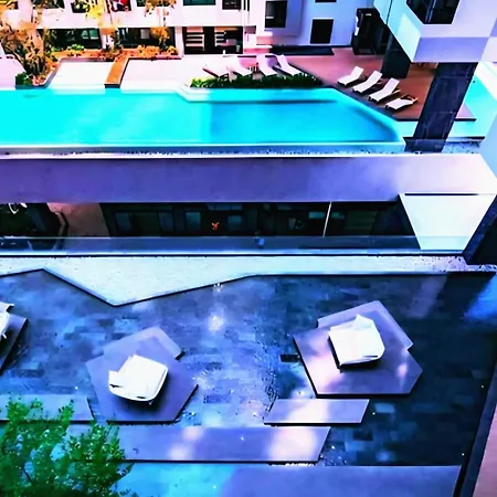 The Base * Pattaya