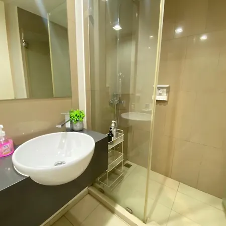 High Floor Sea View 2 Bed Room- Excellent Location * Pattaya