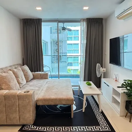 Park Royal 3, Pratamnak Soi 6,