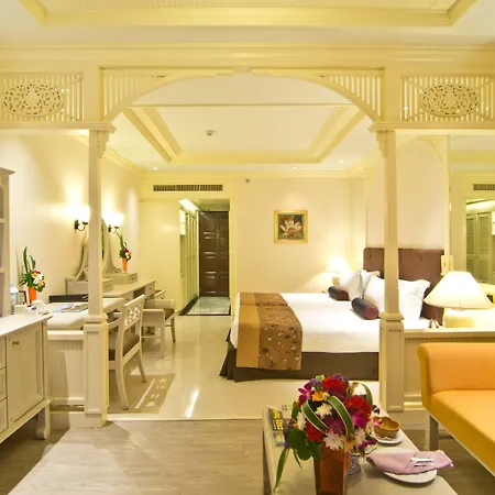 Royal Cliff 5*