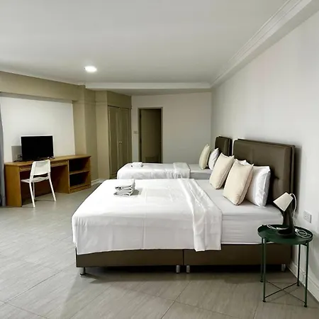 Hotel Garden Paradise 3*