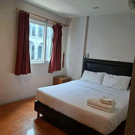 Big Moose Apartment Pattaya