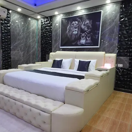 โรงแรม Ventura Boutique