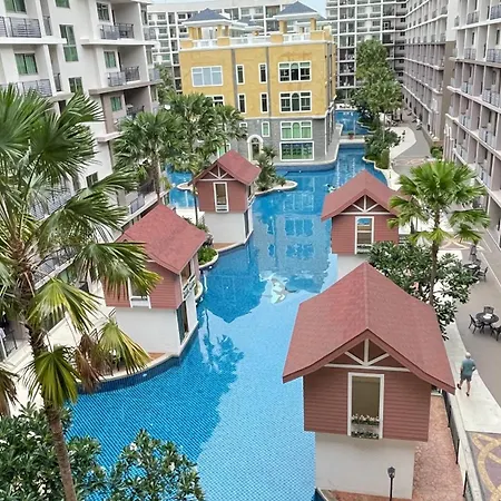 Arcadia Beach-continental Apartment *